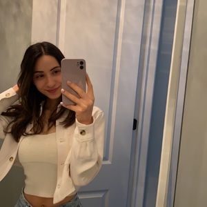 Meet your Posher, Milena